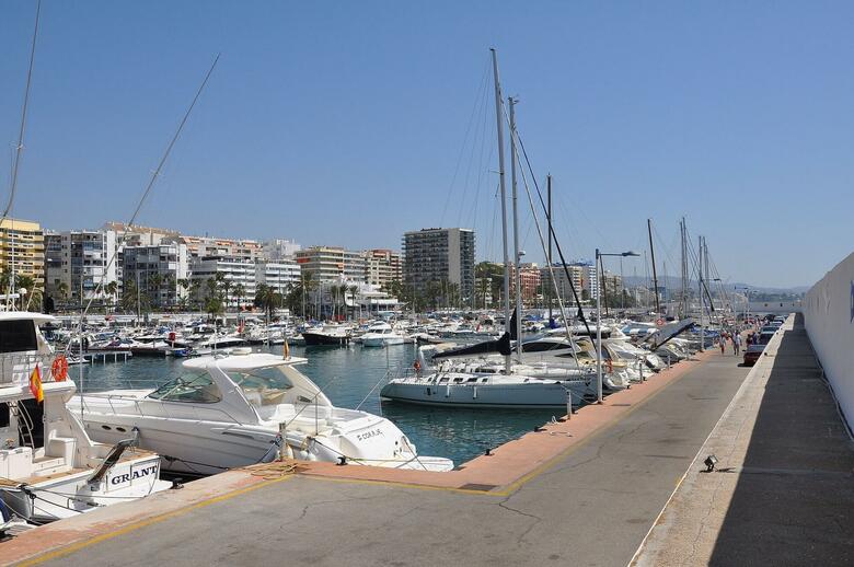 Apartamentos Mediterraneo