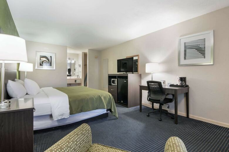 Hotel Quality Inn Little Creek