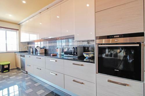 Vila Lucia - House With Sea View And Barbecue