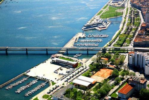 Apartamento The Sea Spot - Beach Vacations With Transfer!