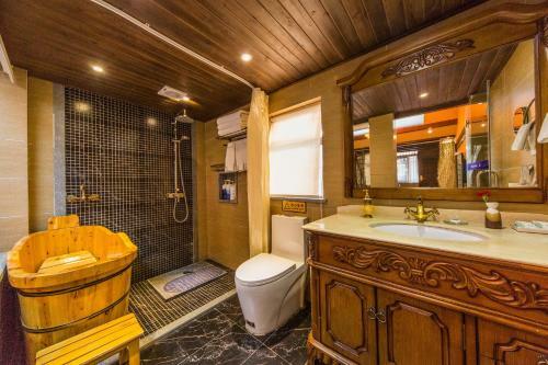 Hotel Lijiang He Mu Ju Family Inn