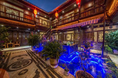 Hotel Lijiang He Mu Ju Family Inn