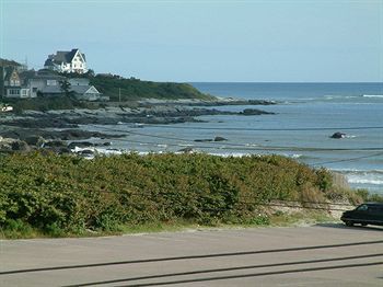 Atlantic Beach Hotel And Suites