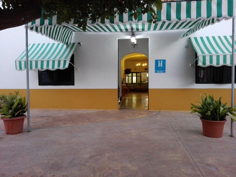 Apartamento Hostal Villa Mercedes