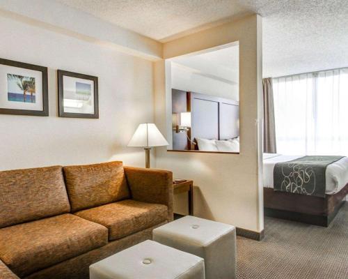 Hotel Comfort Suites - Weston