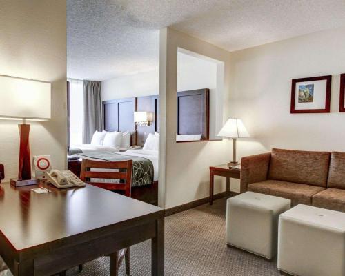 Hotel Comfort Suites - Weston