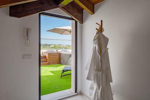Vale Do Lobo Apartment With Private Rooftop Terrace And Jacuzzi