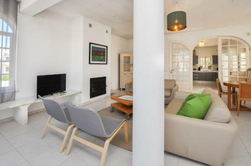 Villa The Windrose House By Ocvillas