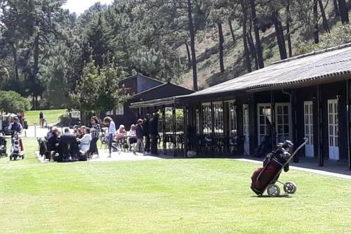 Beach, Surf And Golf Apartment Near Lisbon