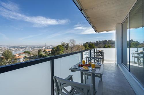Luxurious Impressive Apartment - Balcony And Pool