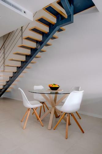Villa Luxury Townhouse With Pool In Alvor