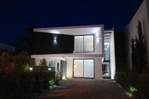Villa Pinheiro - Clever Details