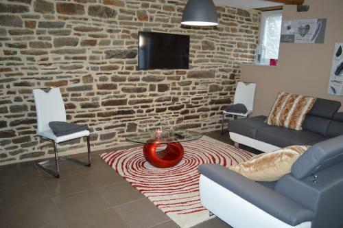 G�te De L'hotel Mahey