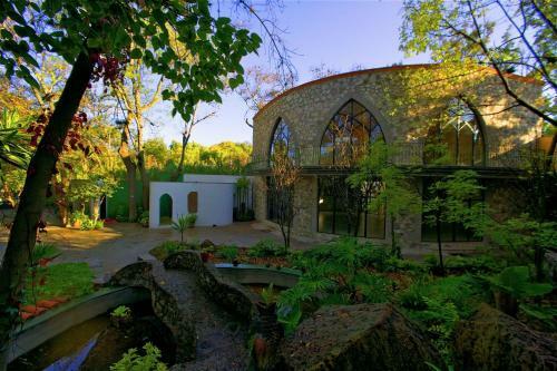 La Casa De Las Bugambilias - Boutique Villas Xichu