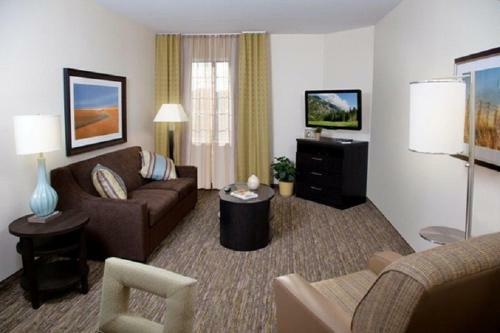 Hotel Candlewood Suites Del City