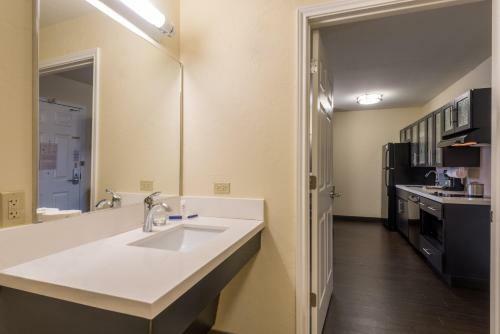 Hotel Candlewood Suites Del City