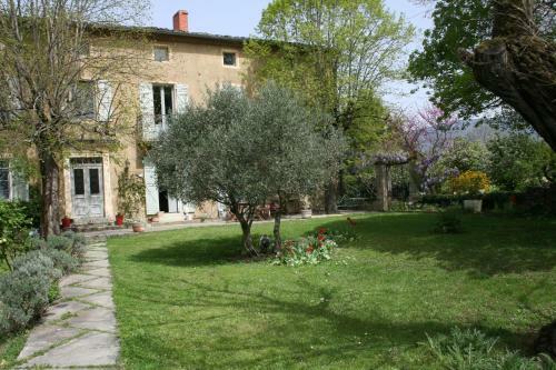 Hostal Le Domaine Des Rouges Queues