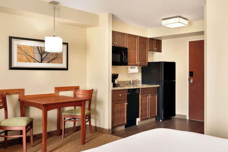 Hotel Mainstay Suites East Edmonton/sherwood Park
