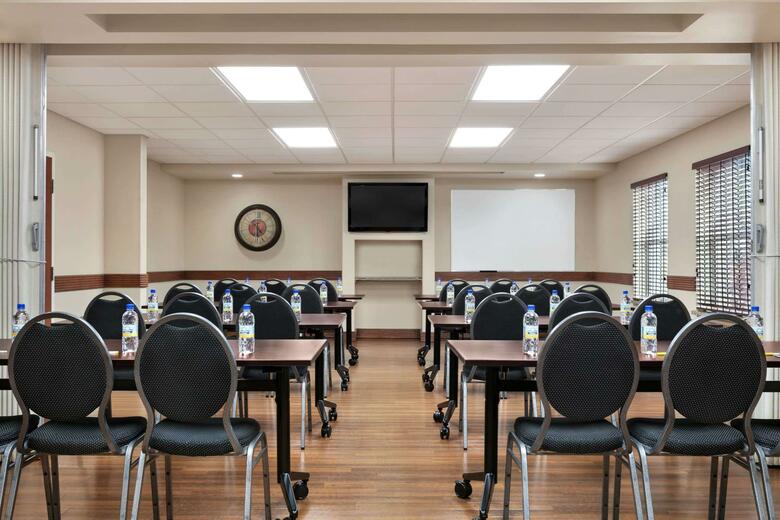 Hotel Mainstay Suites East Edmonton/sherwood Park