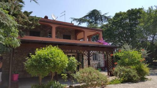 Bed & Breakfast Villa Dan-monopoli