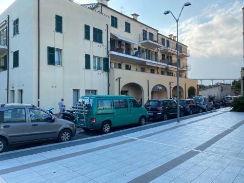 Apartamento Cala Di Sole Bilocale Con Terrazzo, E Piscina Condominiale