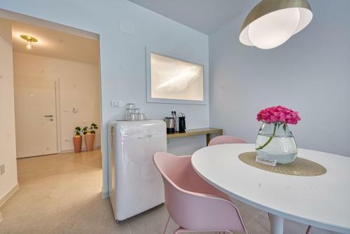 Aparthotel Goldfinger + Suites