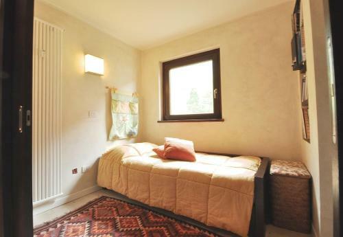 Design Loft Close To Ski Slopes With Car Box