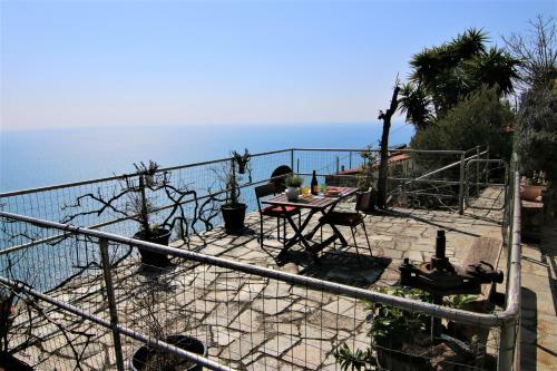 La Casetta Di Giuly A Picco Sul Mare