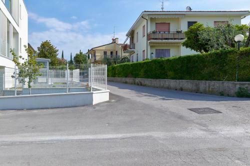 Apartmentsgarda - Le Terrazze Del Garda Residence