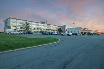 Hotel Holiday Inn St Johns Government Center
