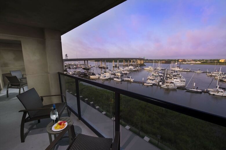 Hotel Hilton Garden Inn Charleston Waterfront/downtown