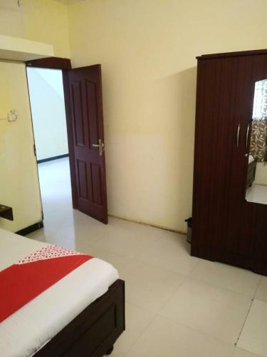 Hostal Excella Sairenu Recidency