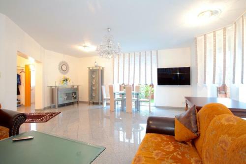 Id 5238 - Private House