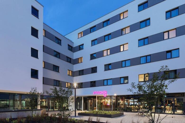 Hotel Moxy Hamburg Altona