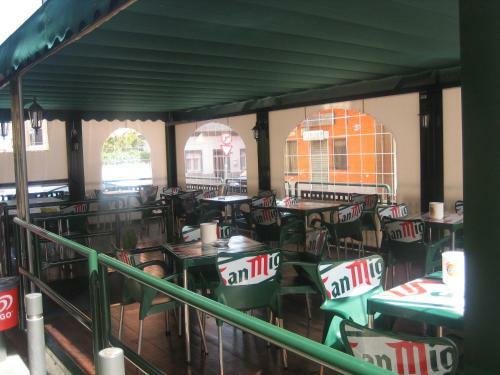 Hostal Restaurante La Trucha