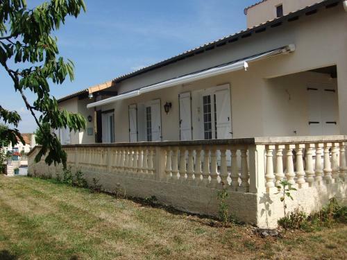 Hostal Au Coin Du Village