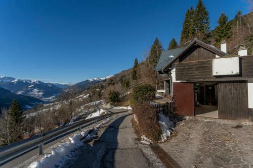 Villa Panoramic House Carnia - Mountain View Apt With Parking And Terraces
