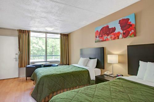 Motel Ramada By Wyndham Wayne Fairfield Area