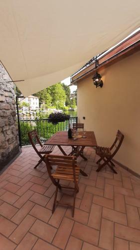 Apartamento Lierna Castle