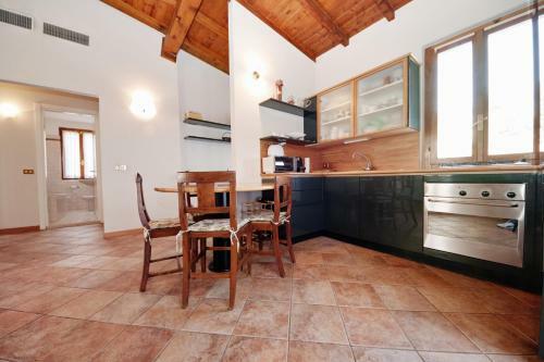 Villa Mira