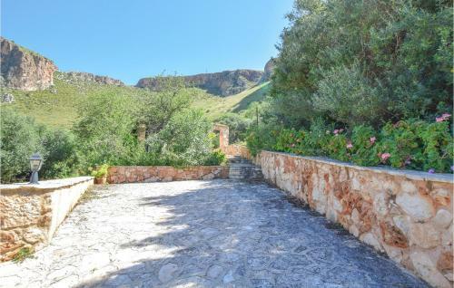 Beautiful Apartment In Macari With 2 Bedrooms