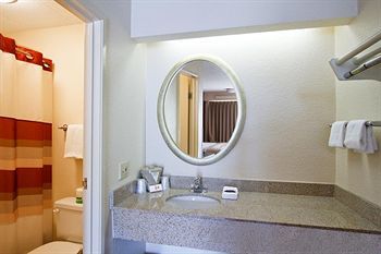 Motel Red Roof Inn Akron