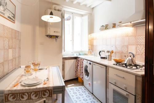 Eloisa Apartment In Lucca! Cozy In Center Town