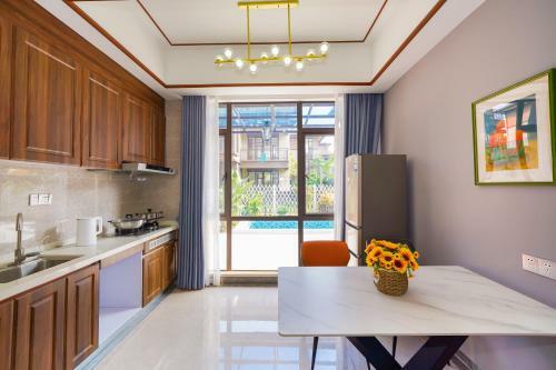 Shang Jia Li Villa