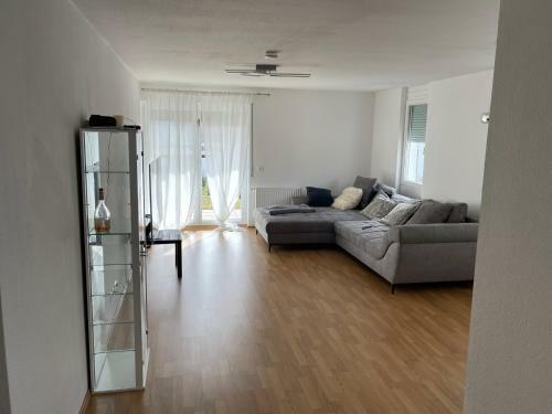 Apartamento Gem�tliche &sch�ne Wohnung In Ruhiger Umgebung