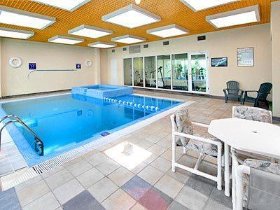 Aparthotel Quality Inn Monterrey La Fe