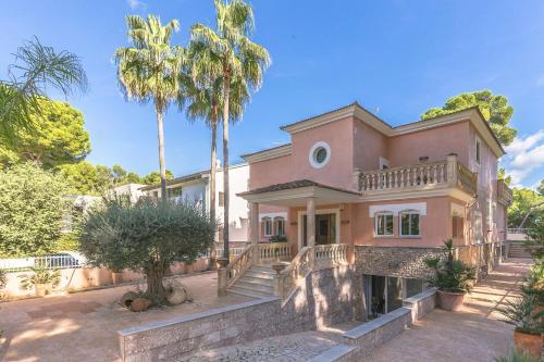 Villa Holiday Home Ran De Mar