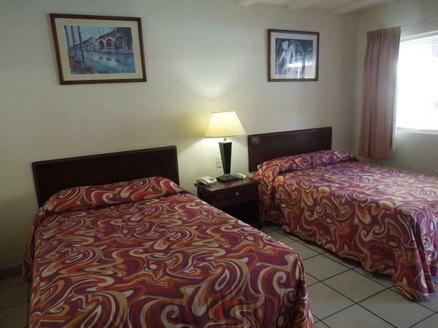 Hotel Bugambilia