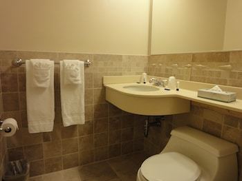 Posada Hyannis Travel Inn