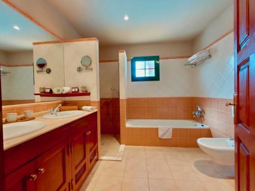 Hostal El Patio De Lajares